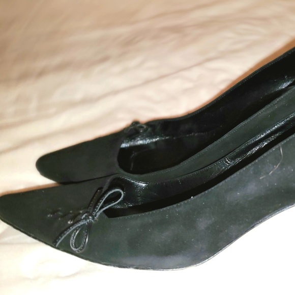 Manolo Blahnik BB 105mm Suede Pumps | Neiman Marcus Manolo Blahnik Black Suede Pumps 10M